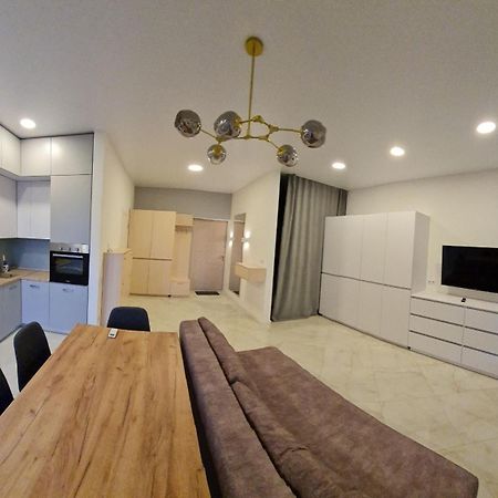 Apartplus - Затишні Апартаменти Dnipro Dış mekan fotoğraf