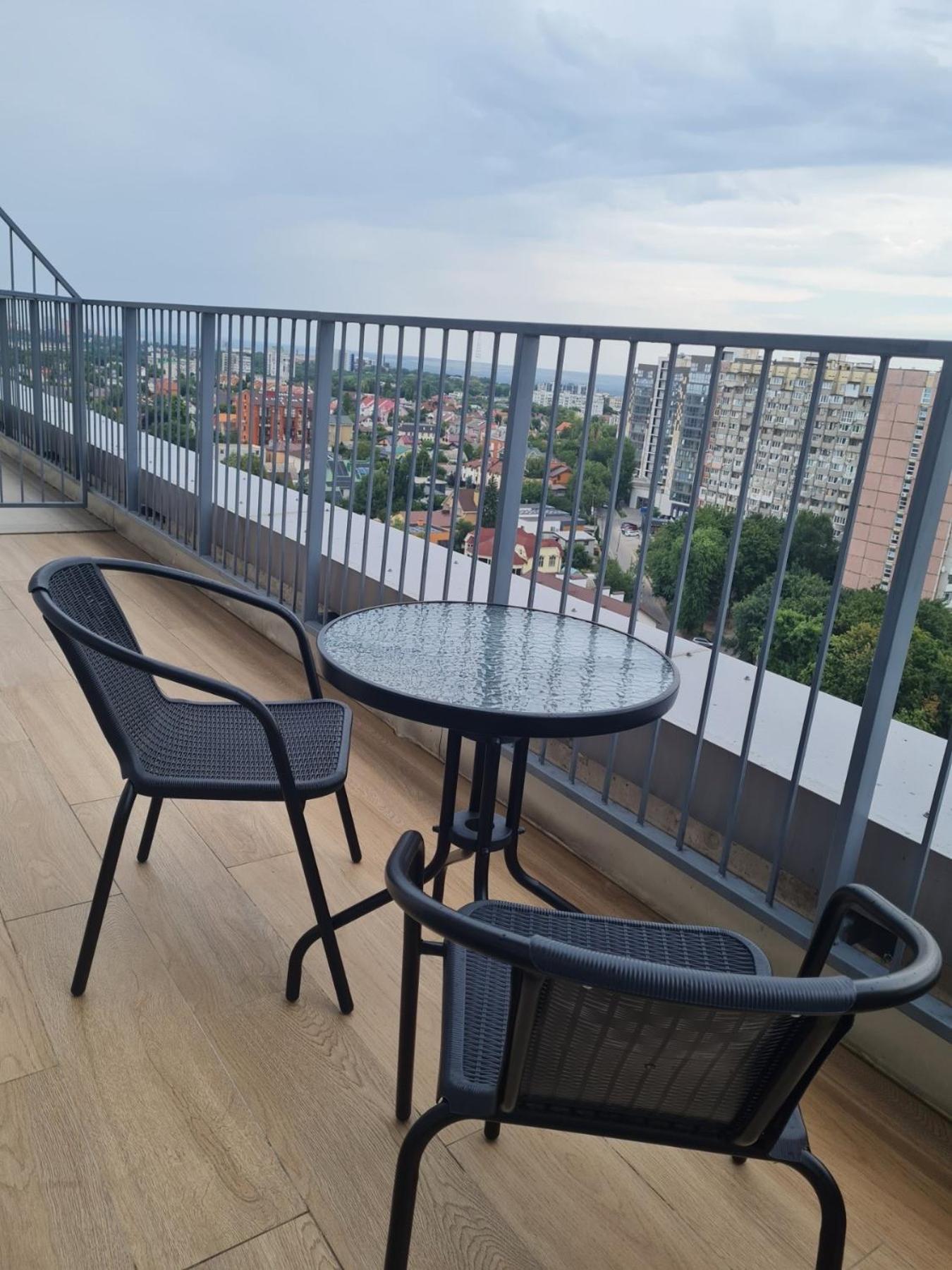 Apartplus - Затишні Апартаменти Dnipro Dış mekan fotoğraf